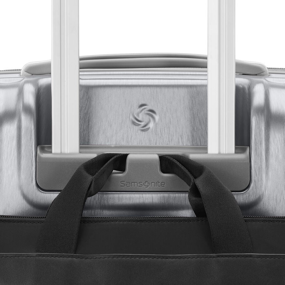 Samsonite Ziplite 6 valise grand &agrave; roues in the color Argent. image number 7